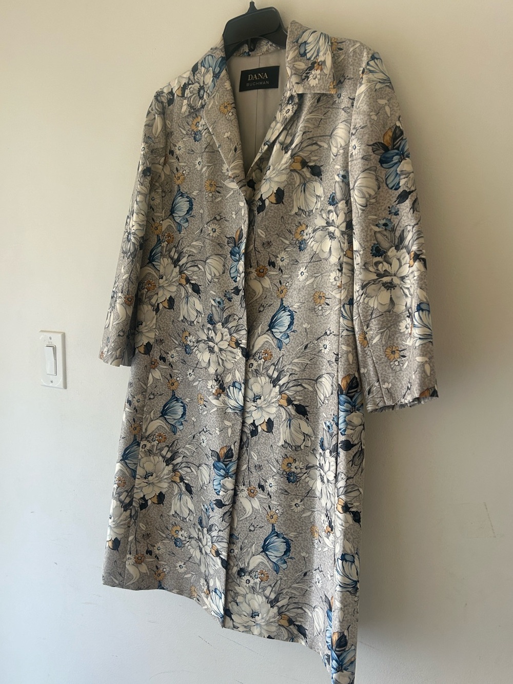 Dana Buchman Floral Jacquard Trench Coat in Light Gray and Blue - Picture 3 of 14